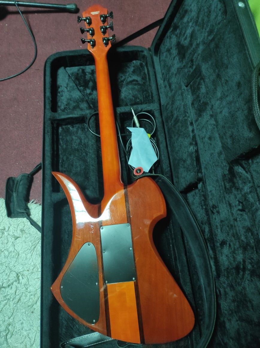 Китара - B.C. Rich Mockingbird Legacy ST with Floyd Rose