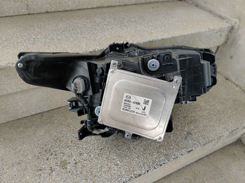 Фар Mazda 3 LED ляв / Фар Mazda 3 Оригинален