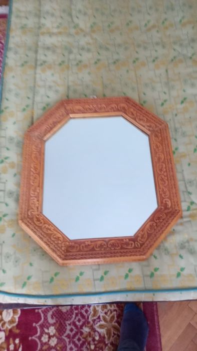 Oglindă mobila veche ușa