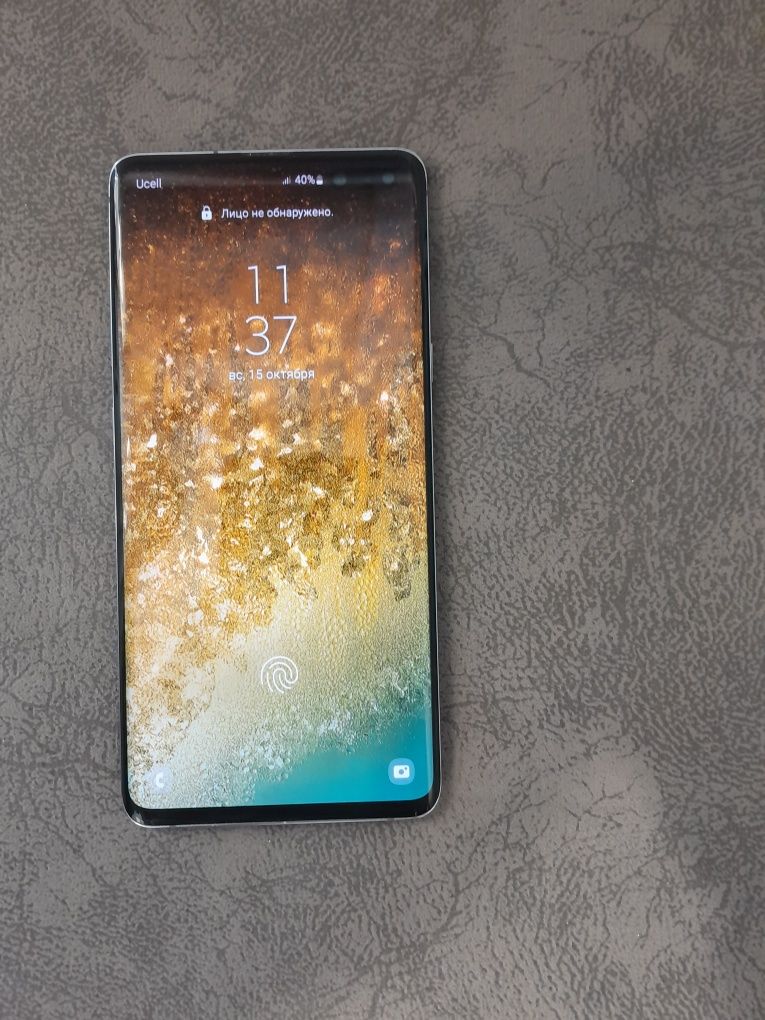 Samsung s10+ 5G  ideal