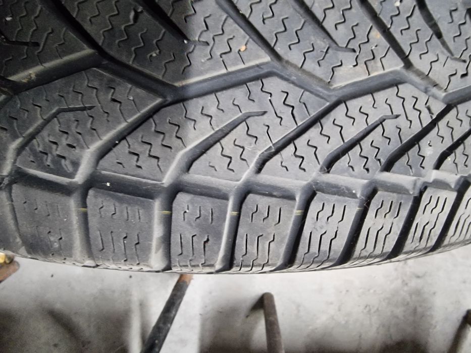 Автомобилна гума 175/65/14 82T