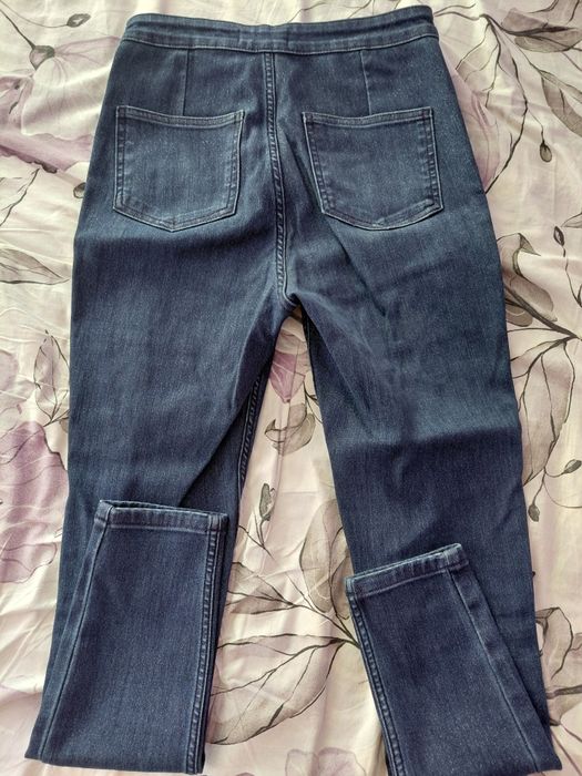 Тъмни Сини дънки