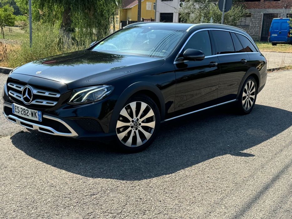 Mercedes-Benz E 220 d 4Matic T All-Terrain 9G-TRONIC Avantgarde
