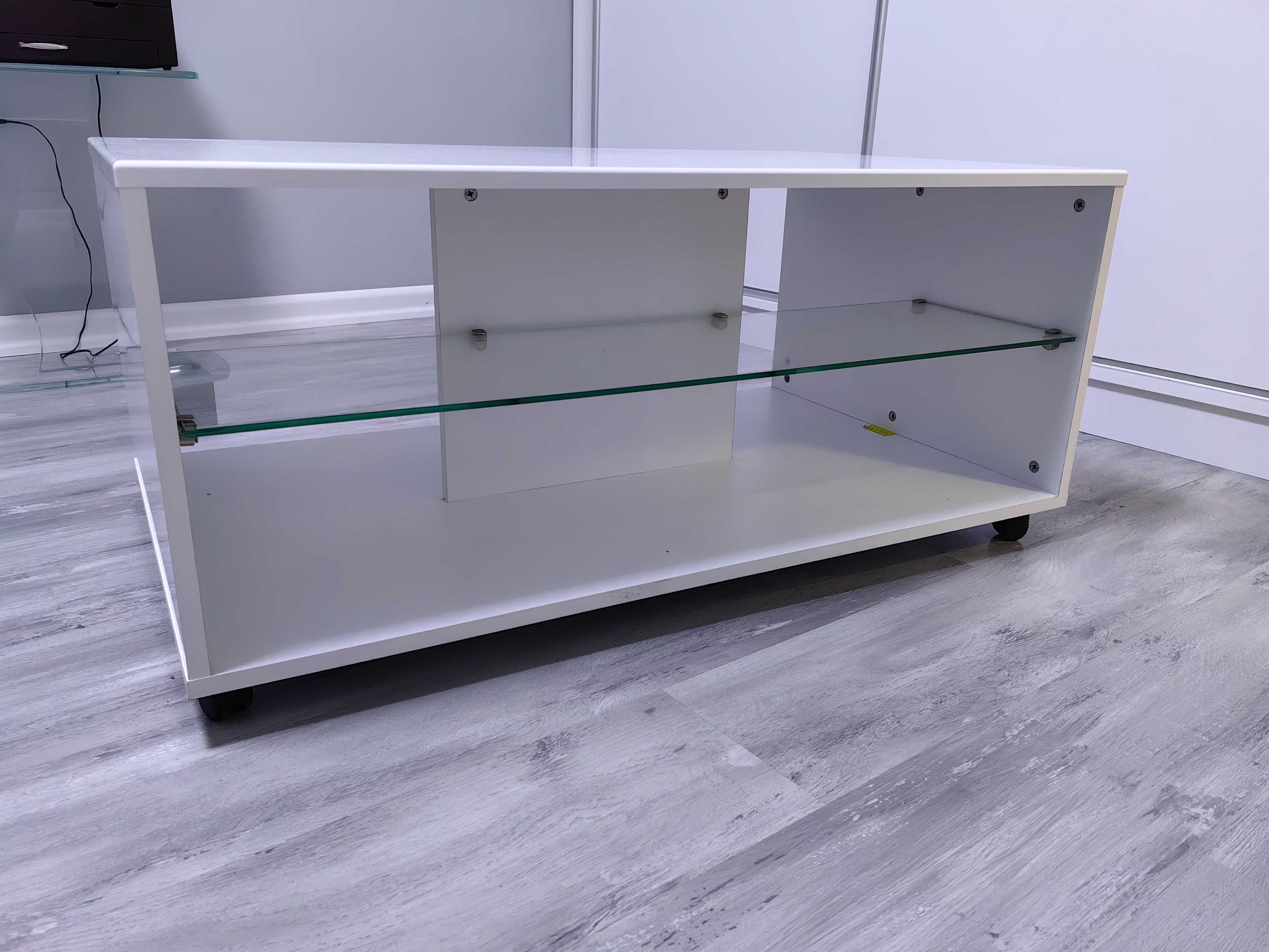 Холна маса изработена от MDF