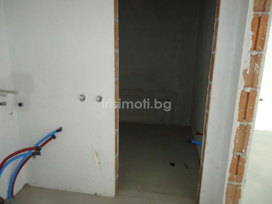 Продава се Тристаен апартамент в София, Кръстова вада - 123 кв.м за 1871 €/кв.м - Снимка #8