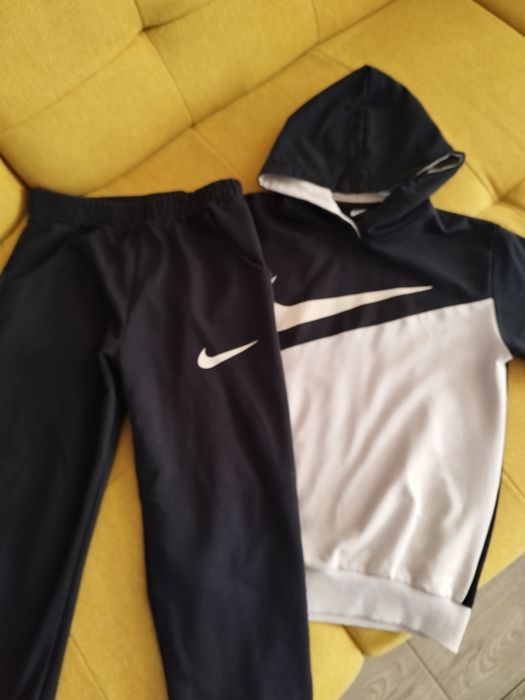 Екип на NIKE 137 - 147