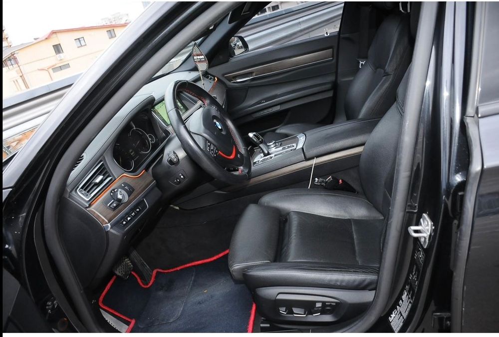 Vând BMW 750d xDrive Long