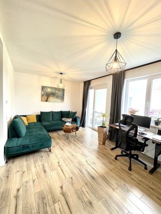 Triplex etaj mobilat si utilat zona Lidl asfalt si piste