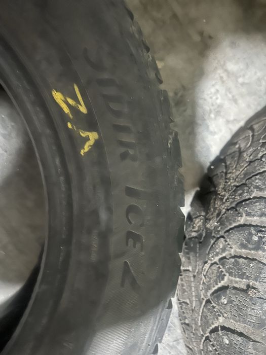 Продам резину 195/65 R15 зима