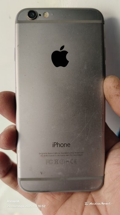 . Айфон 6S Iphone