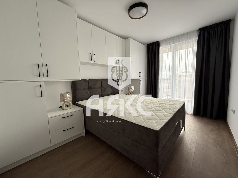 Двустаен апартамент в кв. Малинова долина