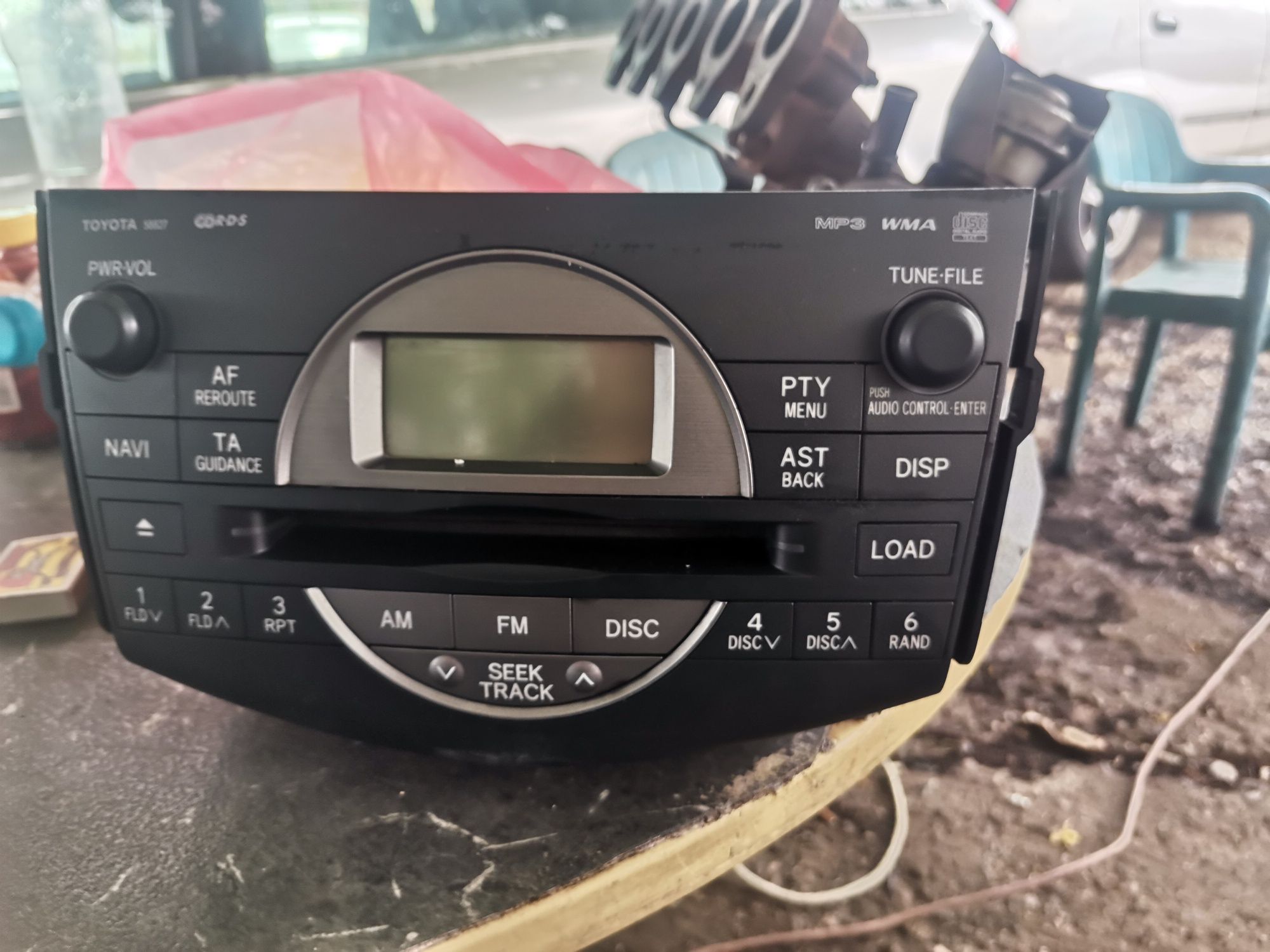 Оргинално cd radio stereo за Toyota rav4 2005г++