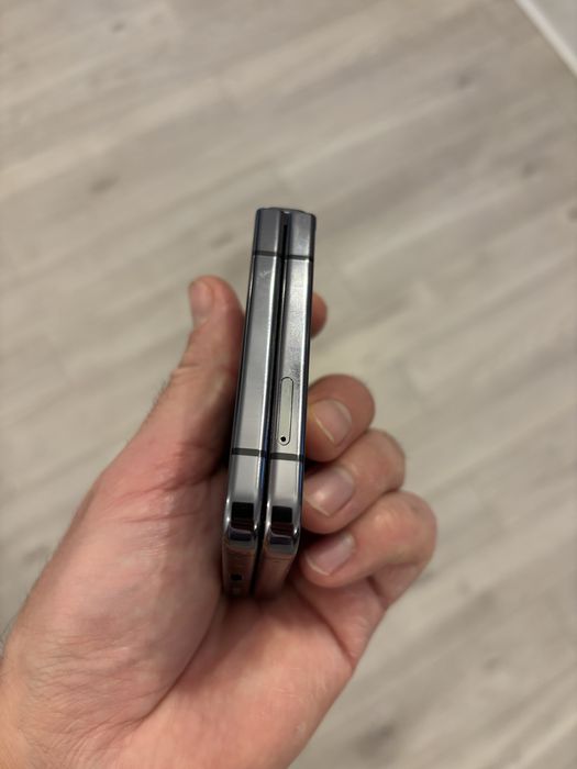 Galaxy Z Flip5 8GB RAM 256GB ROM Model SM-F731B Original ca NOU impeca