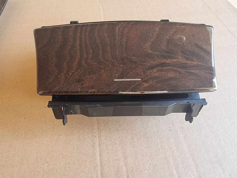 Ornament scrumiera cu scrumiera și ornament schimbător Mercedes w203