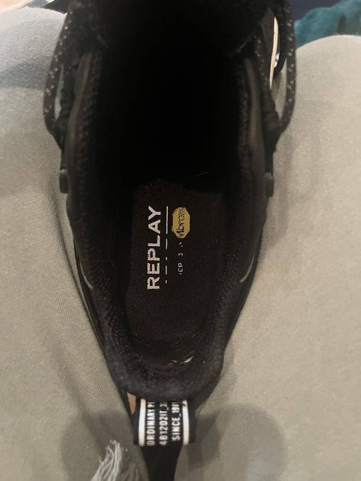 Маратонки - Сникърси