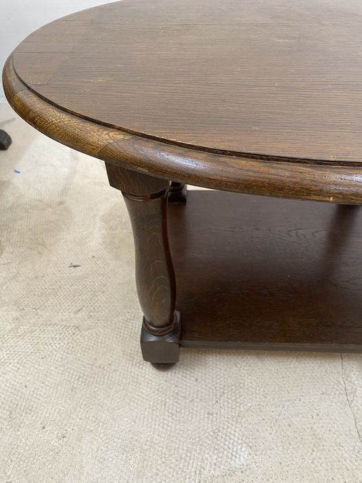 Салонна дървена масичка