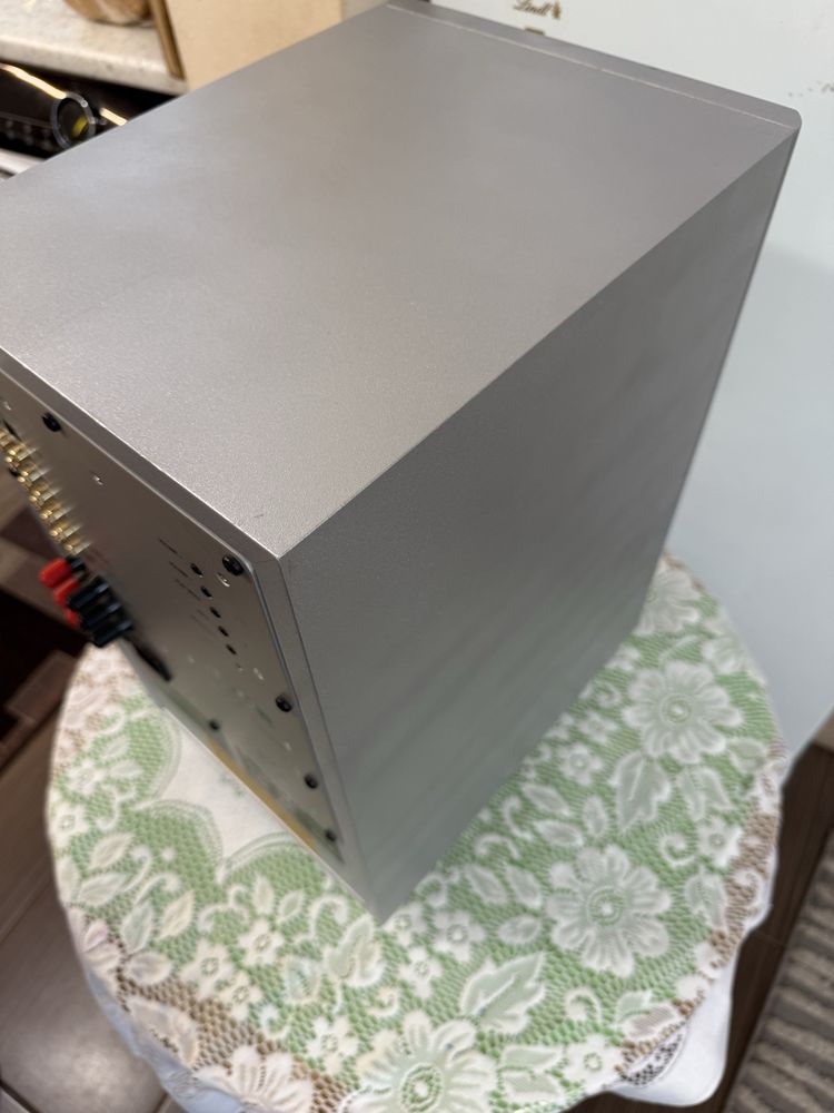 Canton Subwoofer Активен