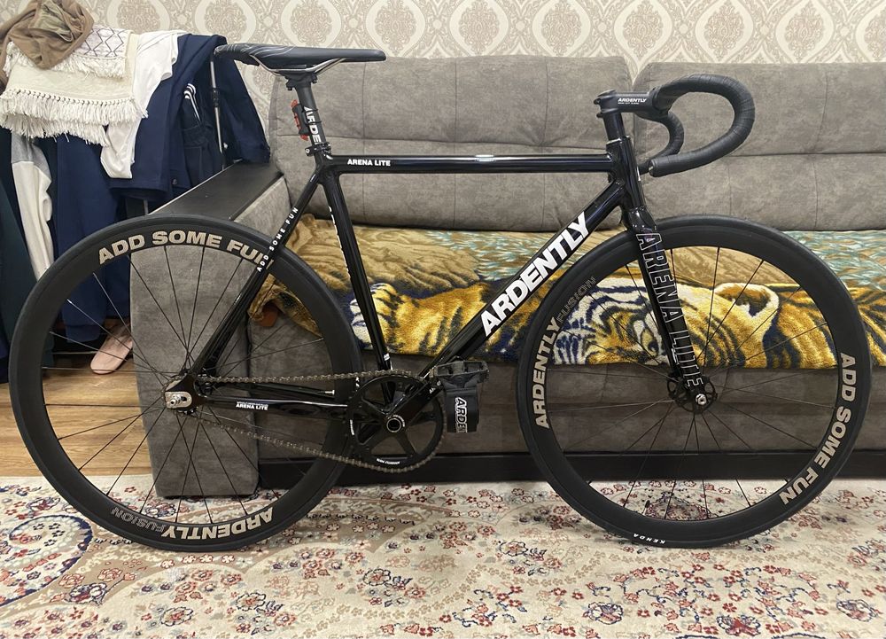 Fixed gear Ardently