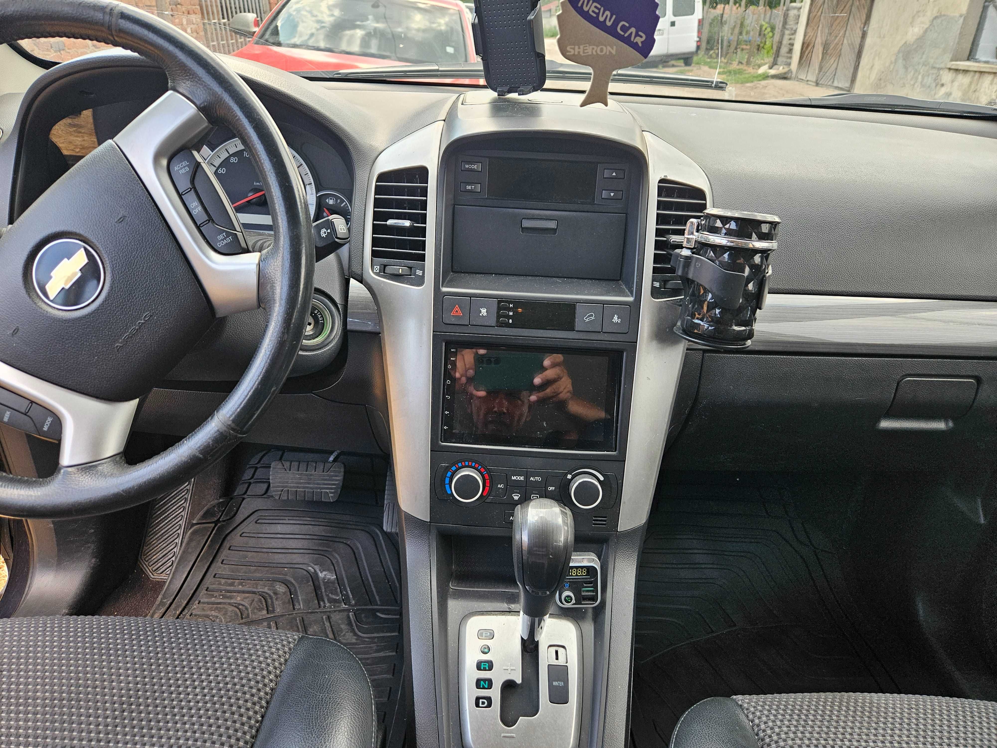 Продавам Chevrolet Captiva 2008