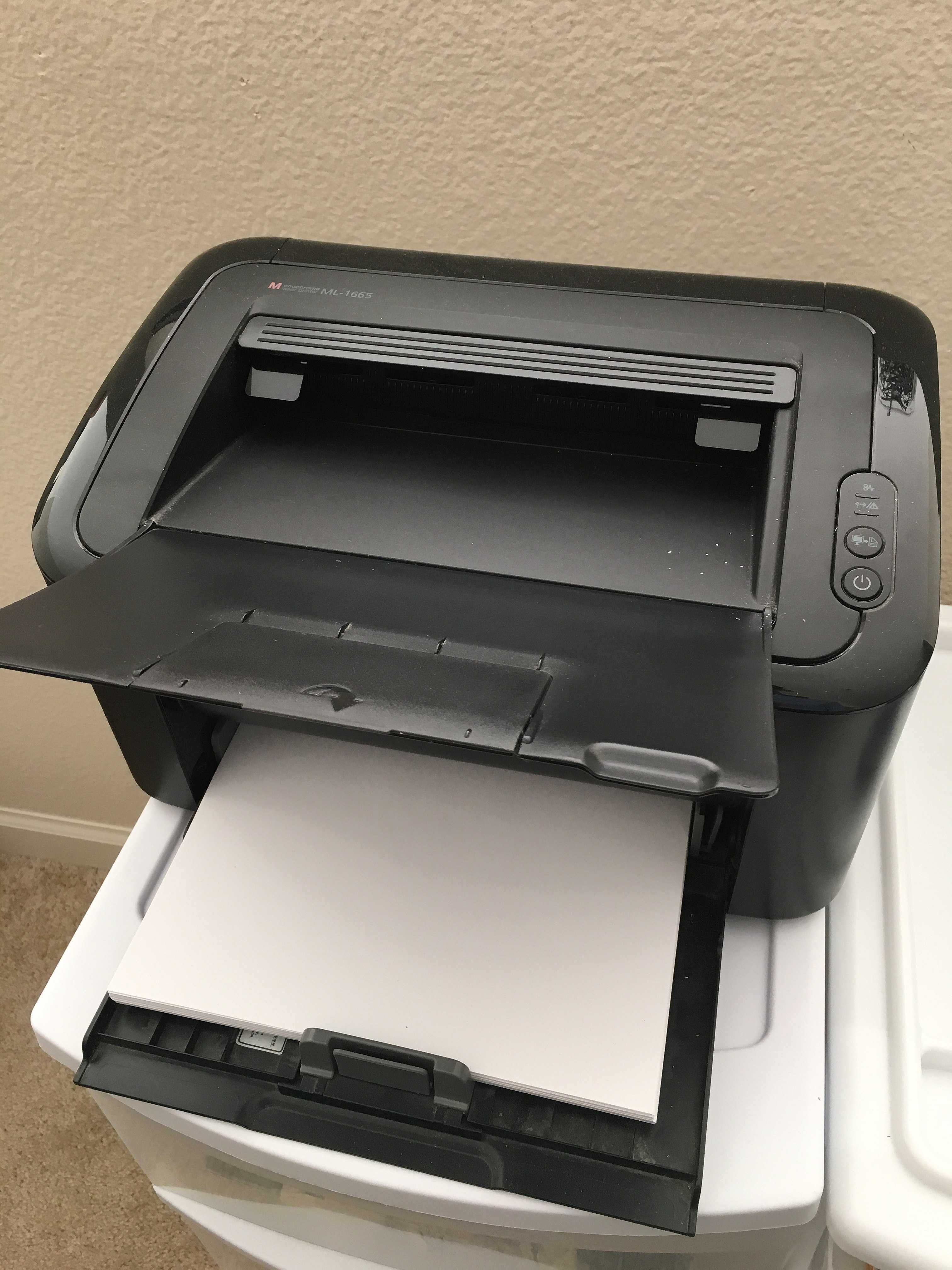 Самсунг принтер мало пользовались печатает отлично без палос без волн