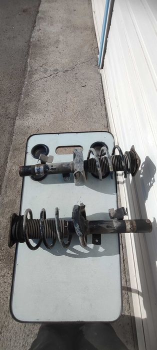 Мазда 3 на части