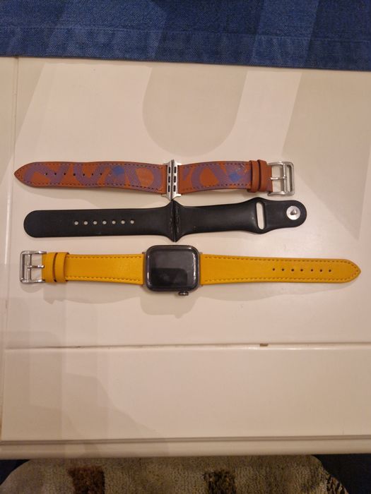 Vand ceas apple smartwatch