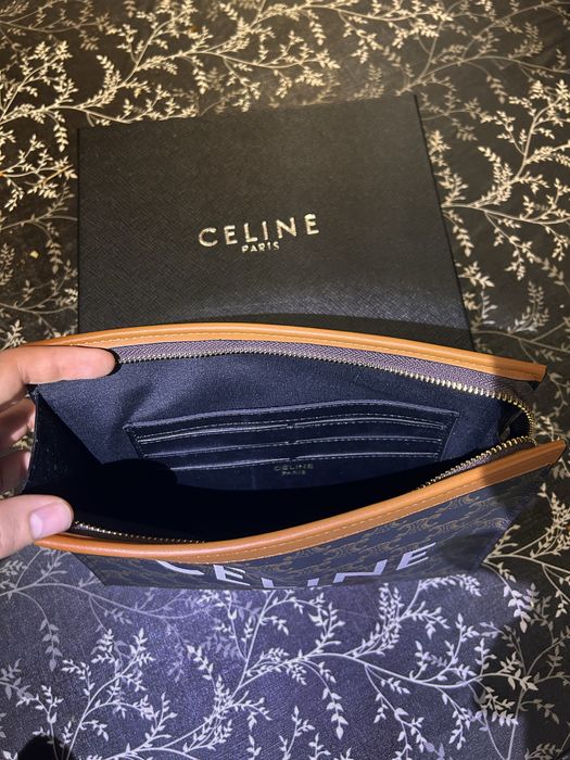Celine Чантичка/Pouch Чисто Нова с Кутия