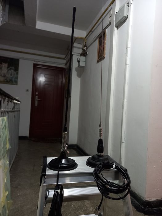 Antena stație cb cu talpa magnetica si fir 4m