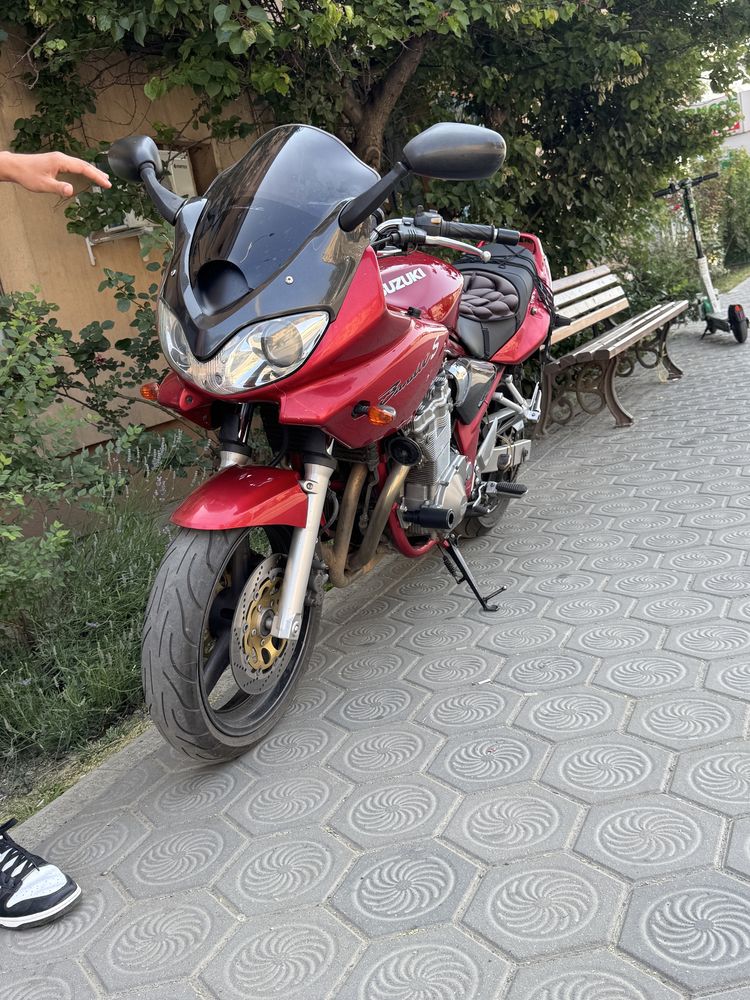 Suzuki bandit 600