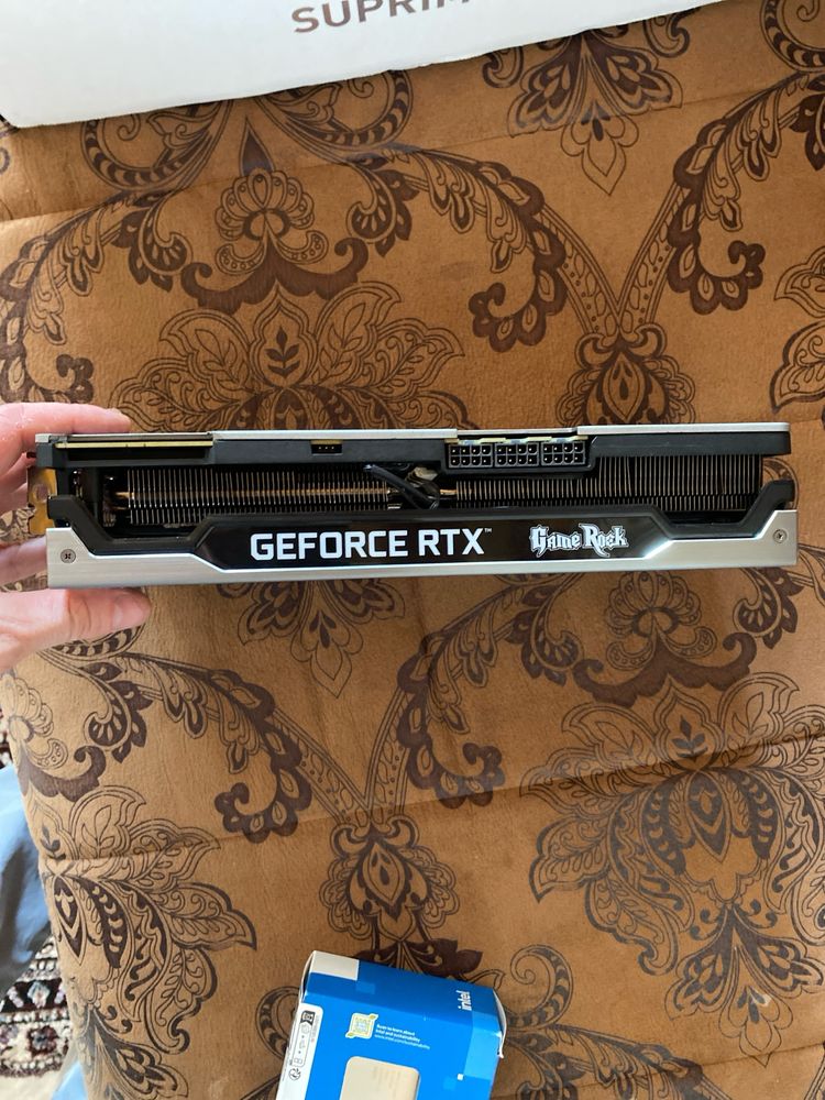 Video karta rtx3080 sotiladi
