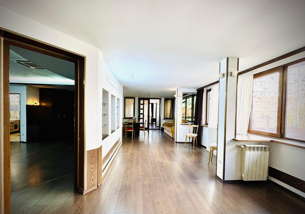 Proprietar!Apt lux spatios, centru,pet friendly, echipat + loc parcare