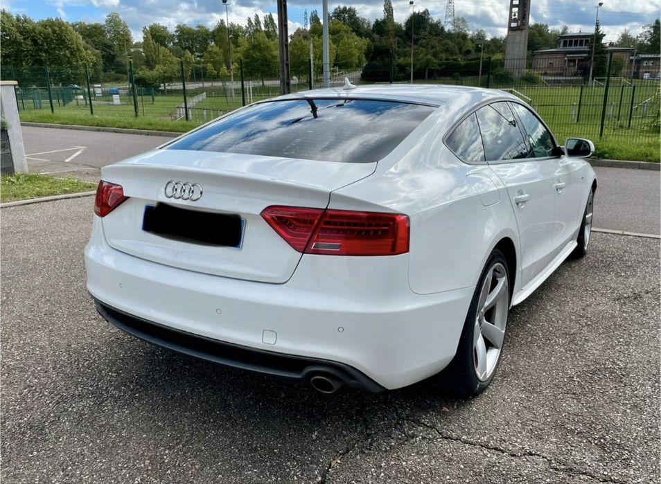 Audi A5 S line + Automat