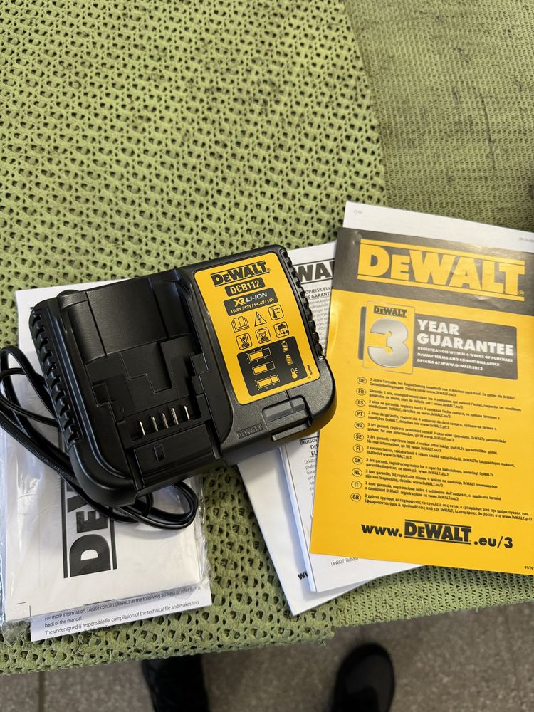 Set Dewalt masina de insurubat si cu impact Brushless 18V