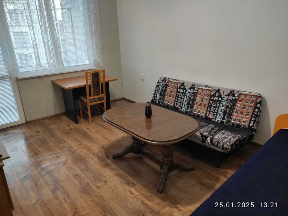 Дава се под наем Тристаен апартамент в Варна, Колхозен пазар - 90 кв.м за 459 € - Снимка #9