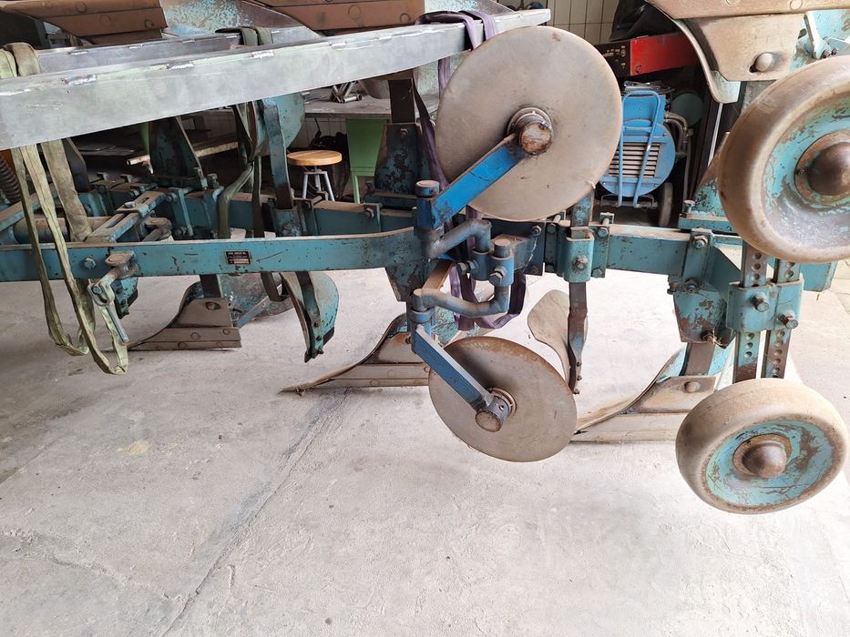 Vand plug reversibil cu 3 trupite