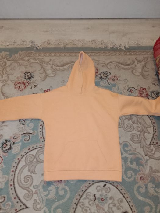 Толстовка новая 30 размер
