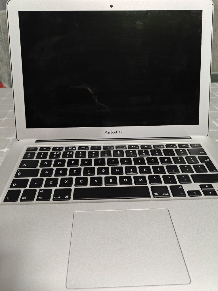 Mac  Book Air 13