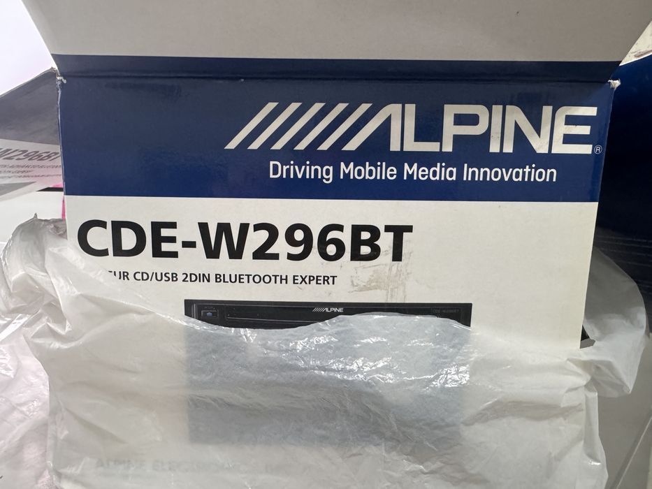Продается 2 din Alpine