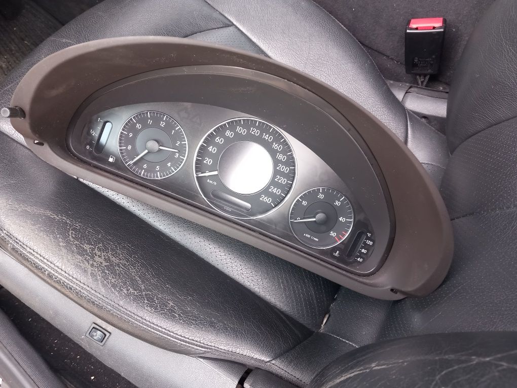 Ceasuri bord Mercedes CLK C209 2004 Coupe 2.7 cdi
