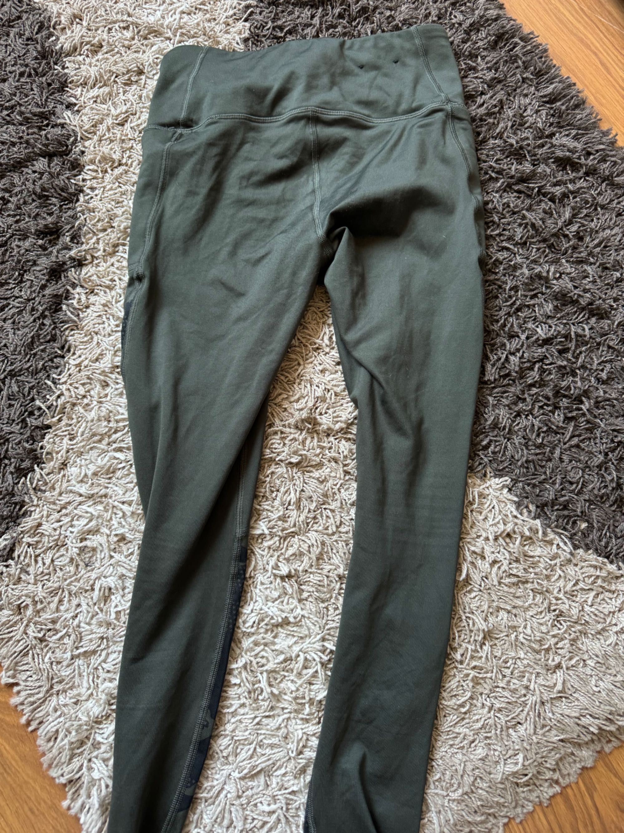 Дамски клин under armour