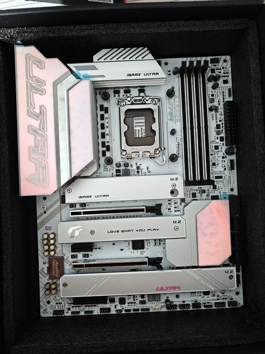Комплект core i5-14600kf /z790 WiFi/32gb ОЗу ddr5