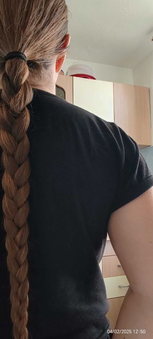 Vând păr lung natural șaten