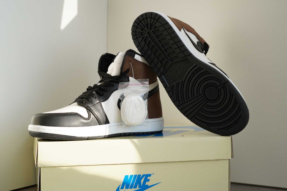 Adidași Jordan 1 MOCHA Noi-Toate Mărimile Disponibile (36-45) Cu Cutie