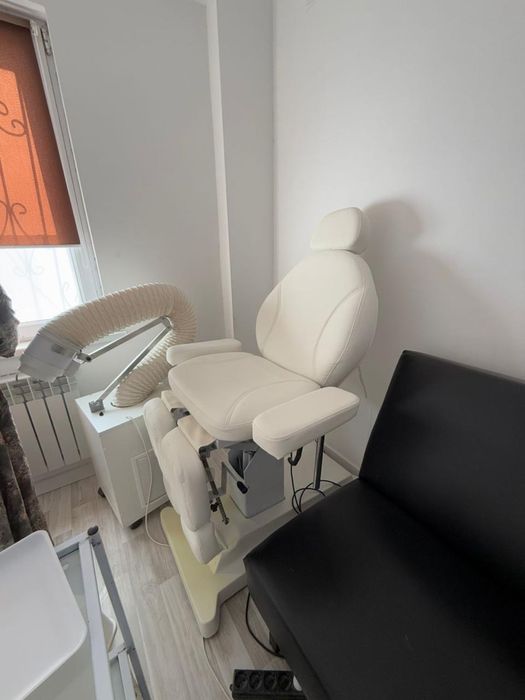Педикюрное кресло автоматическое