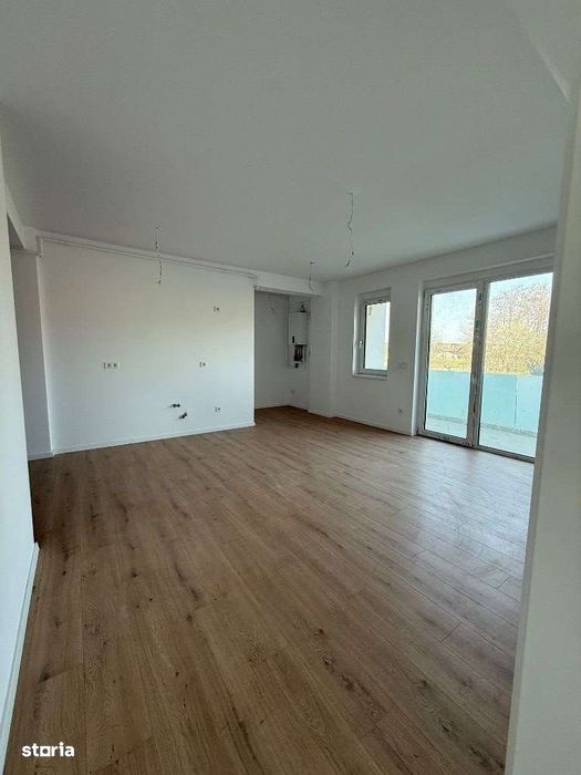 Apartament 3 camere , bloc nou , strada Zăvoaie
