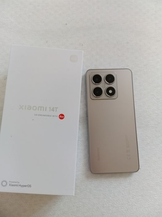 Xiaomi 14t на 2месеца
