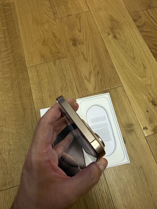 Iphone 16 pro max 512gb desert titanium