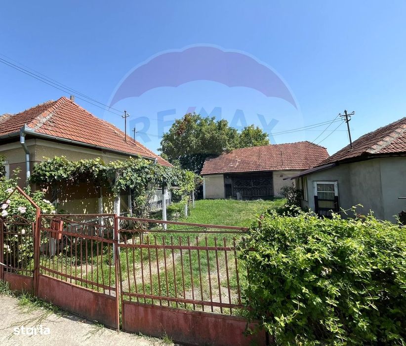 Casă de vânzare in Hideaga la drumul National