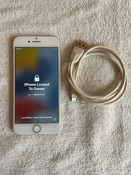 Vand iphone 7 pentru piese