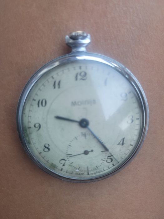 Ceasul vintage Molnija 3602